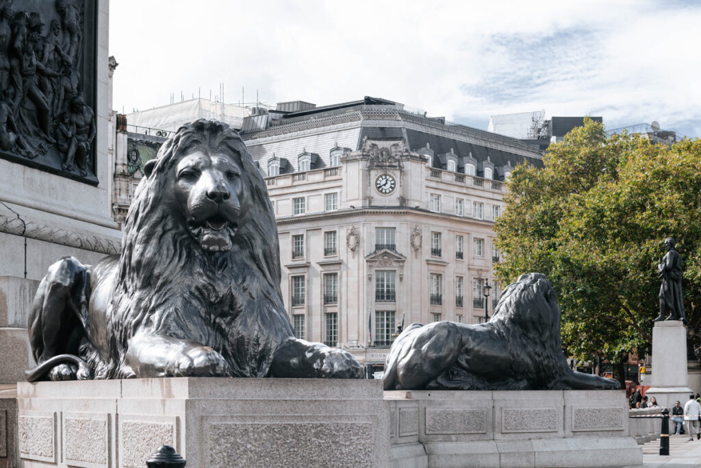 London Private Photography Tour in Trafalgar Square and National Gallery.